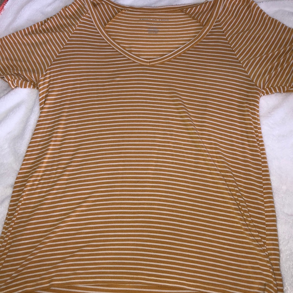 American Eagle Tshirt Size S